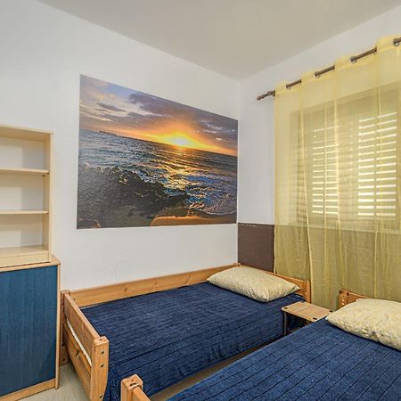 Studio Holiday Adriatic Pag Town Buitenkant foto
