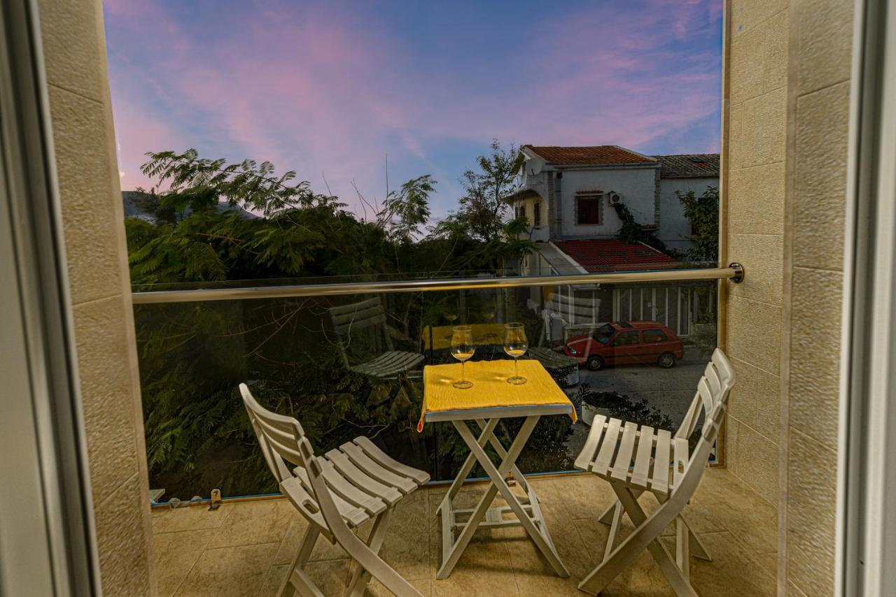 Studio Holiday Adriatic Pag Town Buitenkant foto